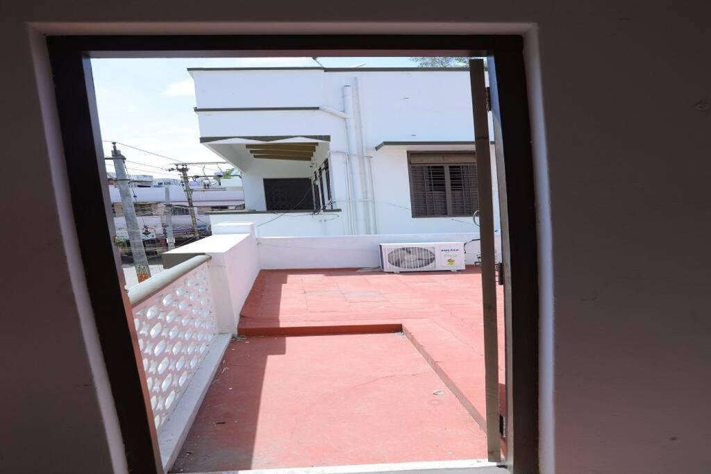 Heritage Home With 3 Bed/3 Bath With Kitchen In A Residential Neighborhood. Madurai Eksteriør billede