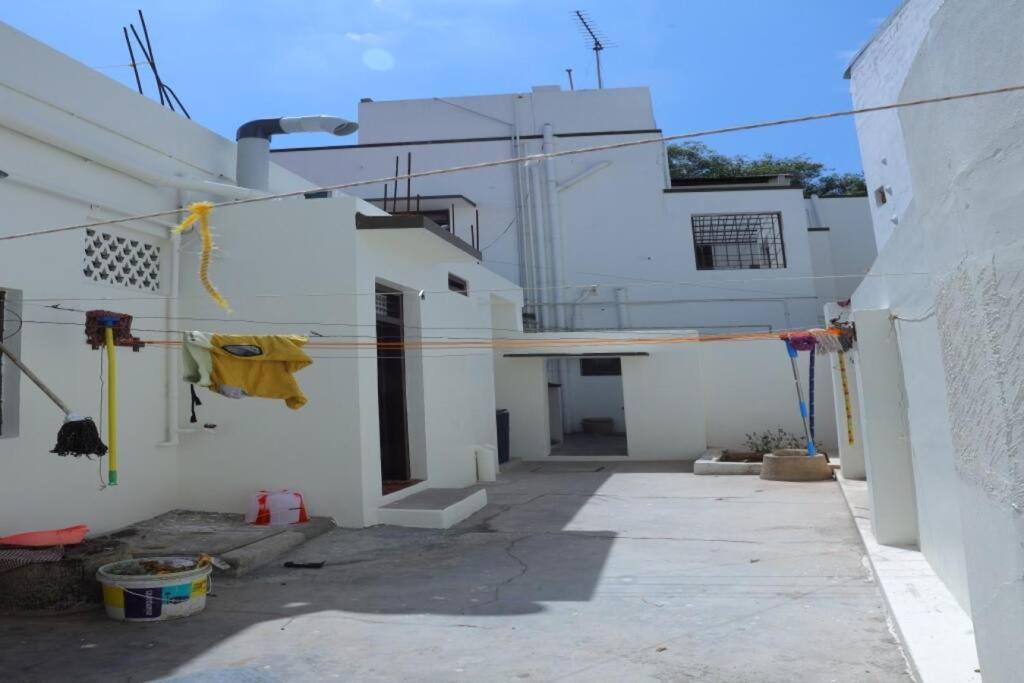 Heritage Home With 3 Bed/3 Bath With Kitchen In A Residential Neighborhood. Madurai Eksteriør billede