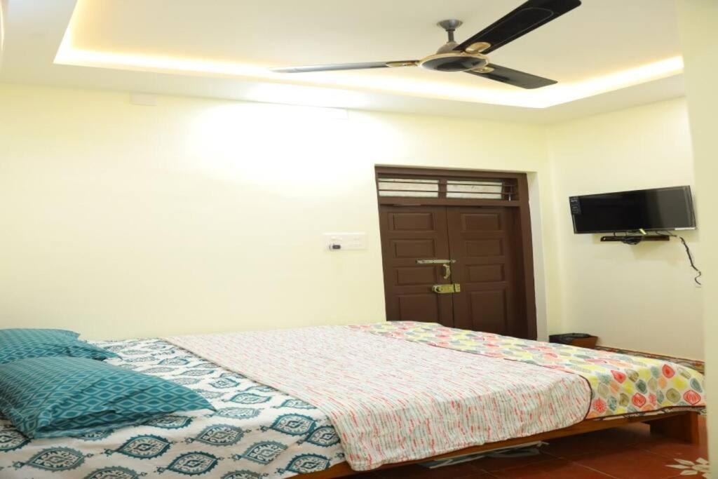 Heritage Home With 3 Bed/3 Bath With Kitchen In A Residential Neighborhood. Madurai Eksteriør billede